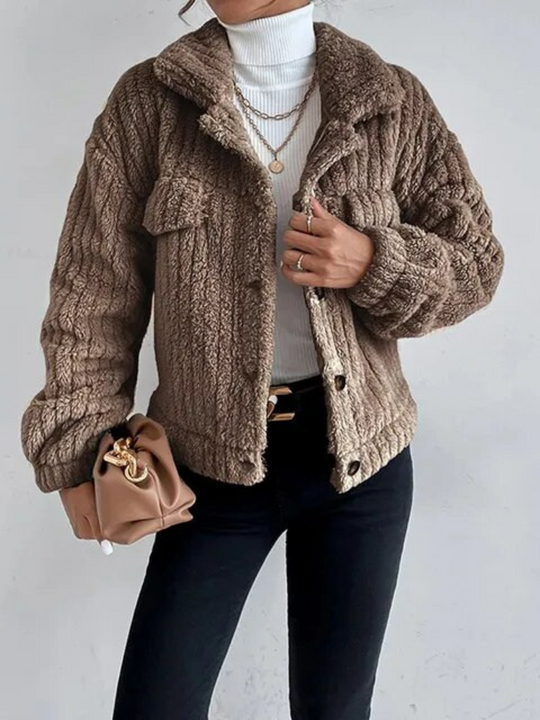 Short women's faux fur jacket for spring
