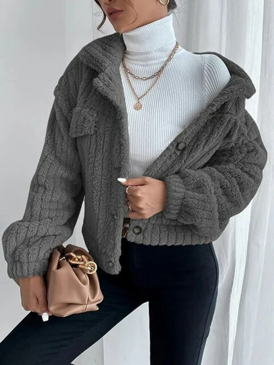 Short women's faux fur jacket for spring