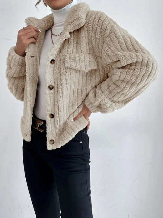 Short women's faux fur jacket for spring