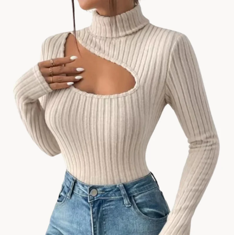 Luisa | soft and versatile women's hollow body knit top