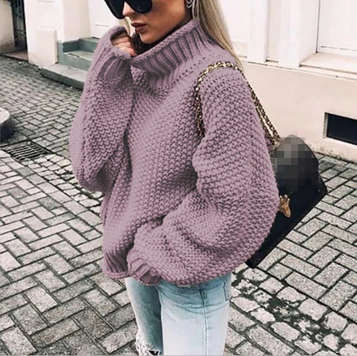 Leyna - turtleneck