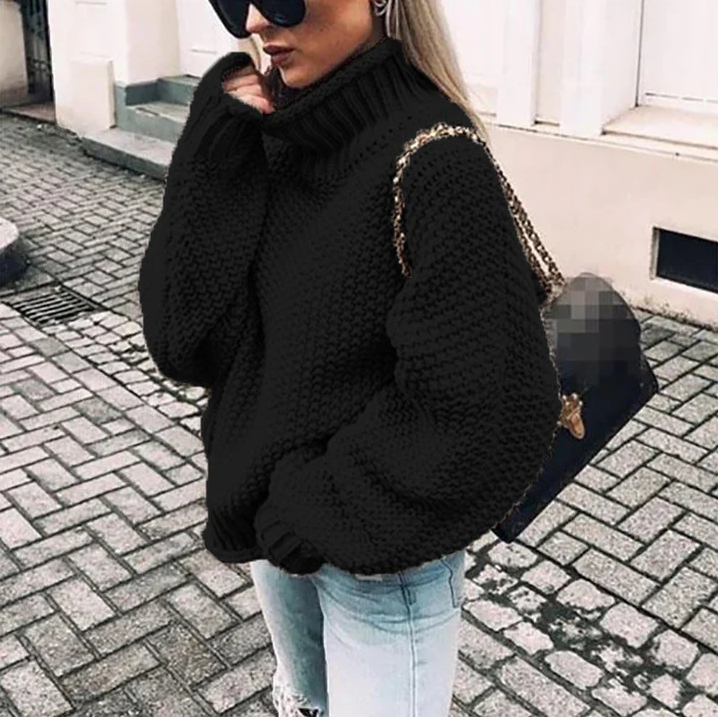 Leyna - turtleneck
