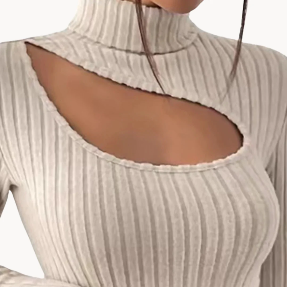 Luisa | soft and versatile women's hollow body knit top