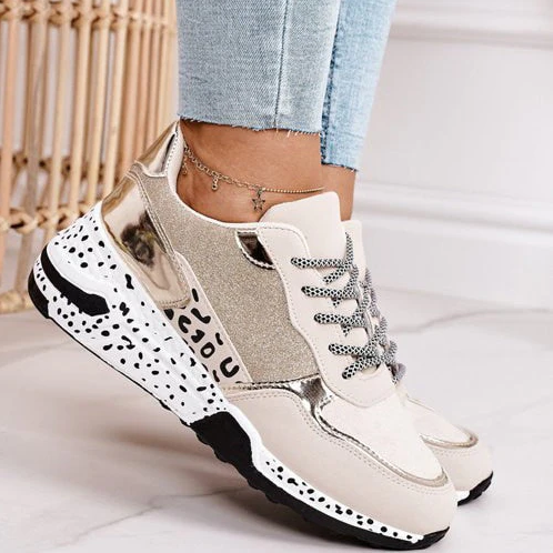 Trendy trainers - women
