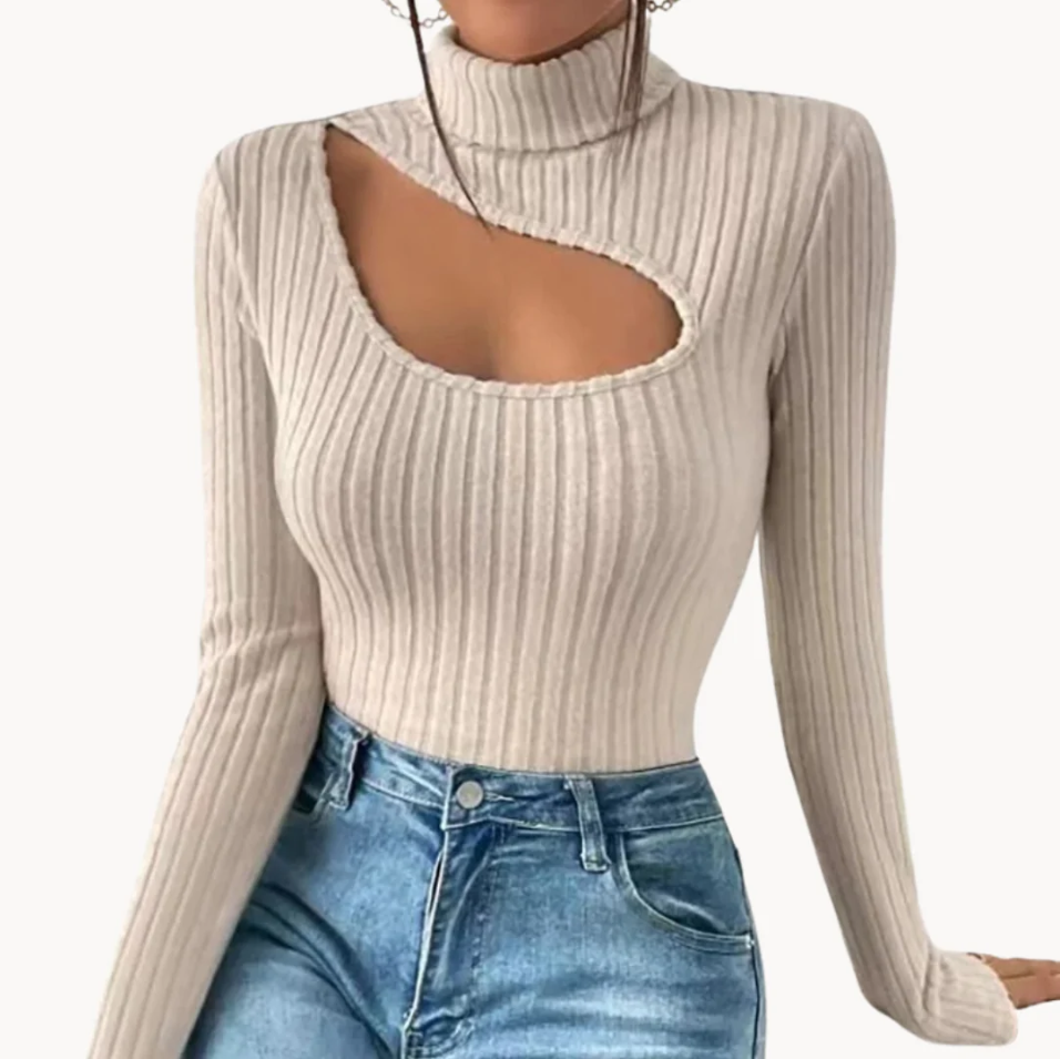 Luisa | soft and versatile women's hollow body knit top