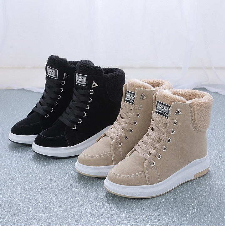 Snowboots | fur lined | lace-up boots | winter boots | ankle boots