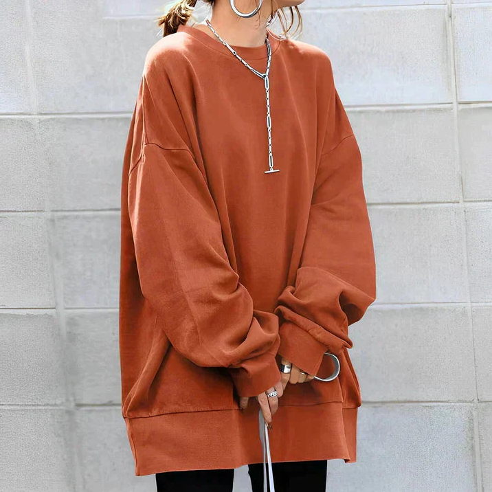 Oversized jumper - wide women's long-sleeved jumper with loose fit