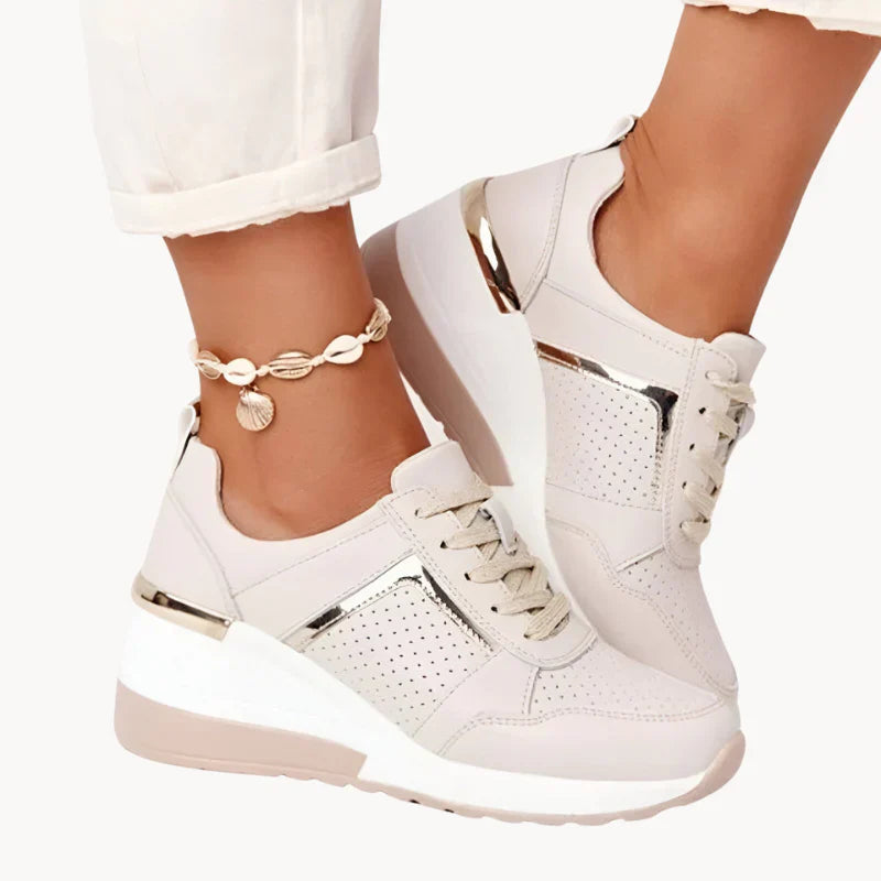 Chiara - comfortable women's shoes with arch support