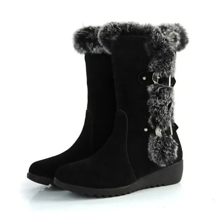 Mid-length winter shoes for women with warm fur lining