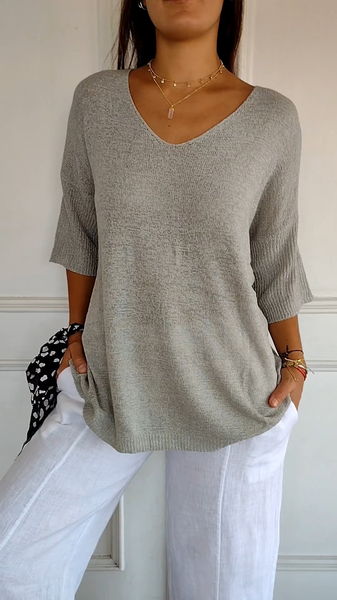 Jill | Knitted top with V-neck