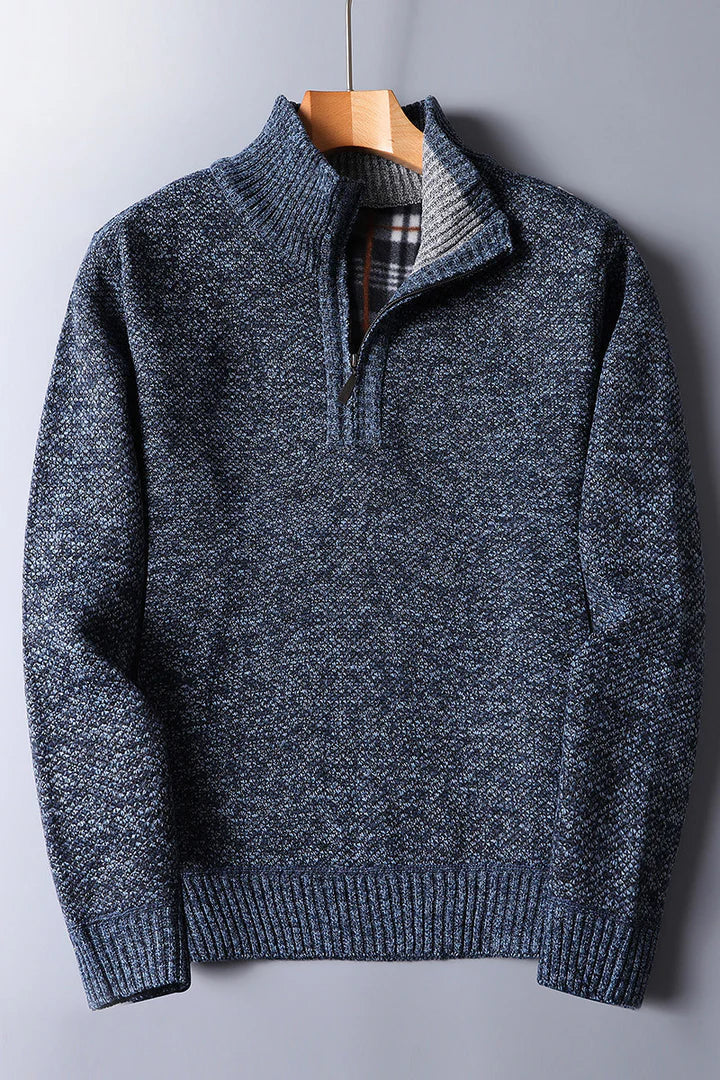 Comfortable men's knitted jumper with zip fastening