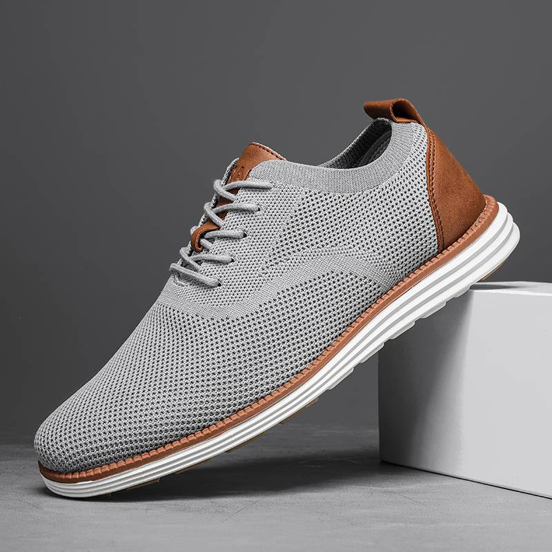 Aero Stride Casual Sneakers