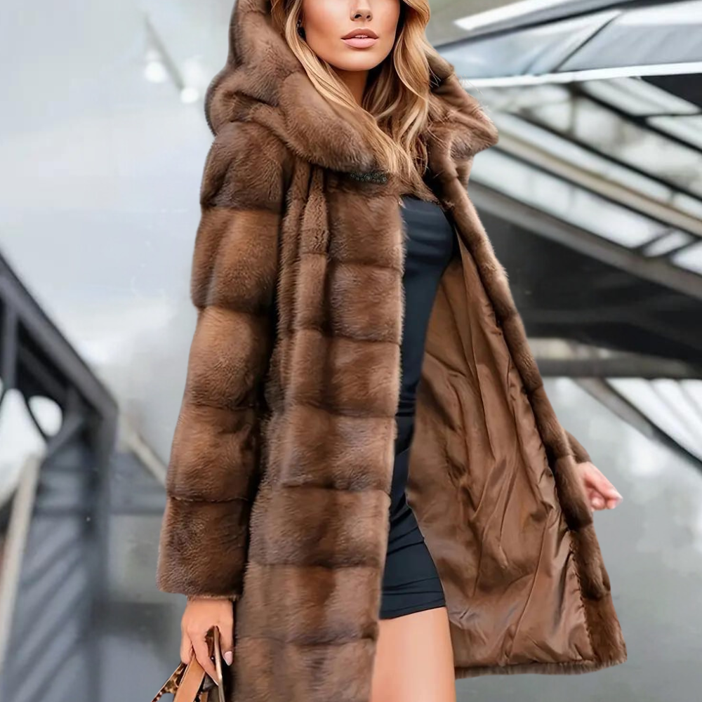 Jacinta - trendy women's coat with fashionable hood