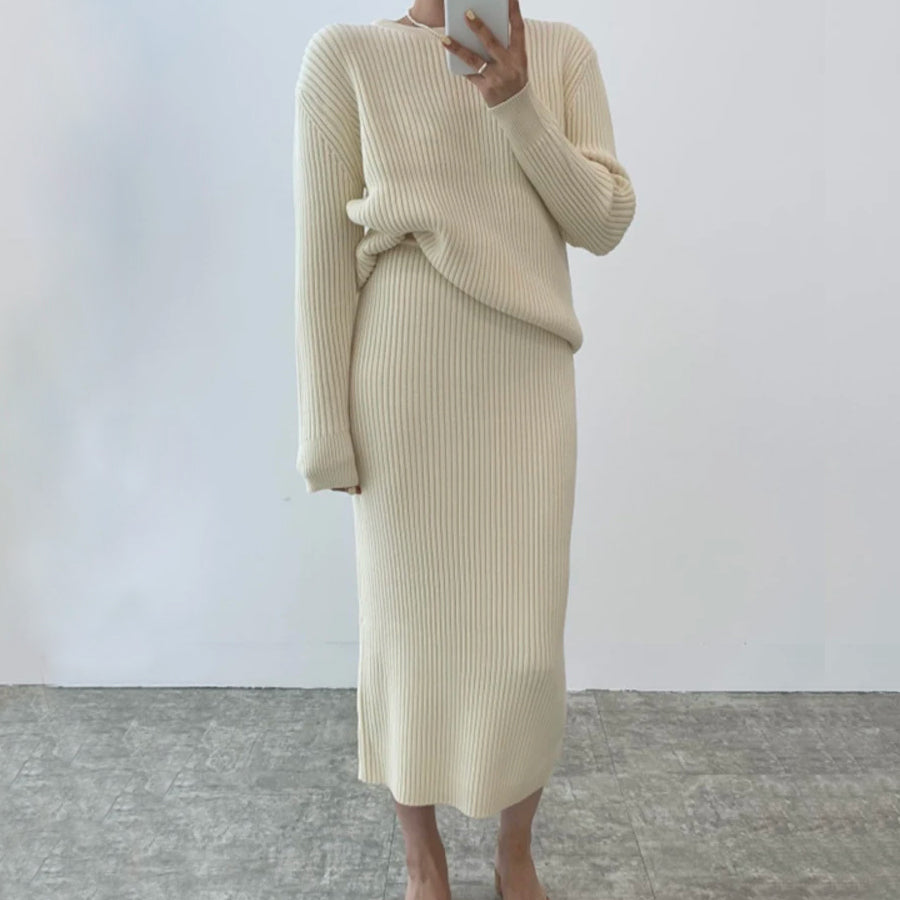 Emie Daly Elegant Knitted Set