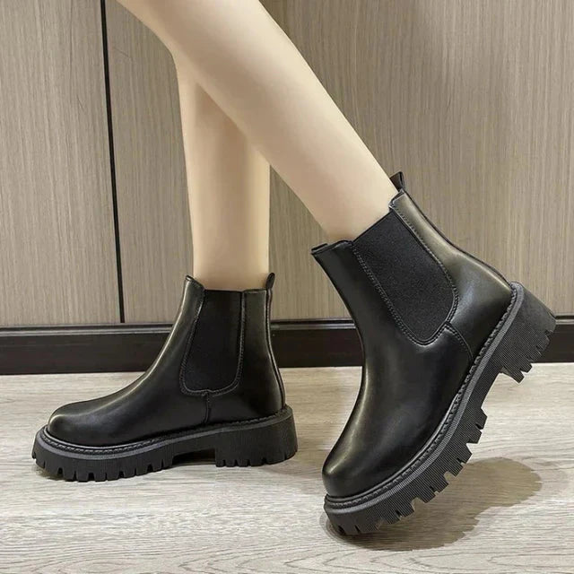 Half high boots with adjustable ankle for women