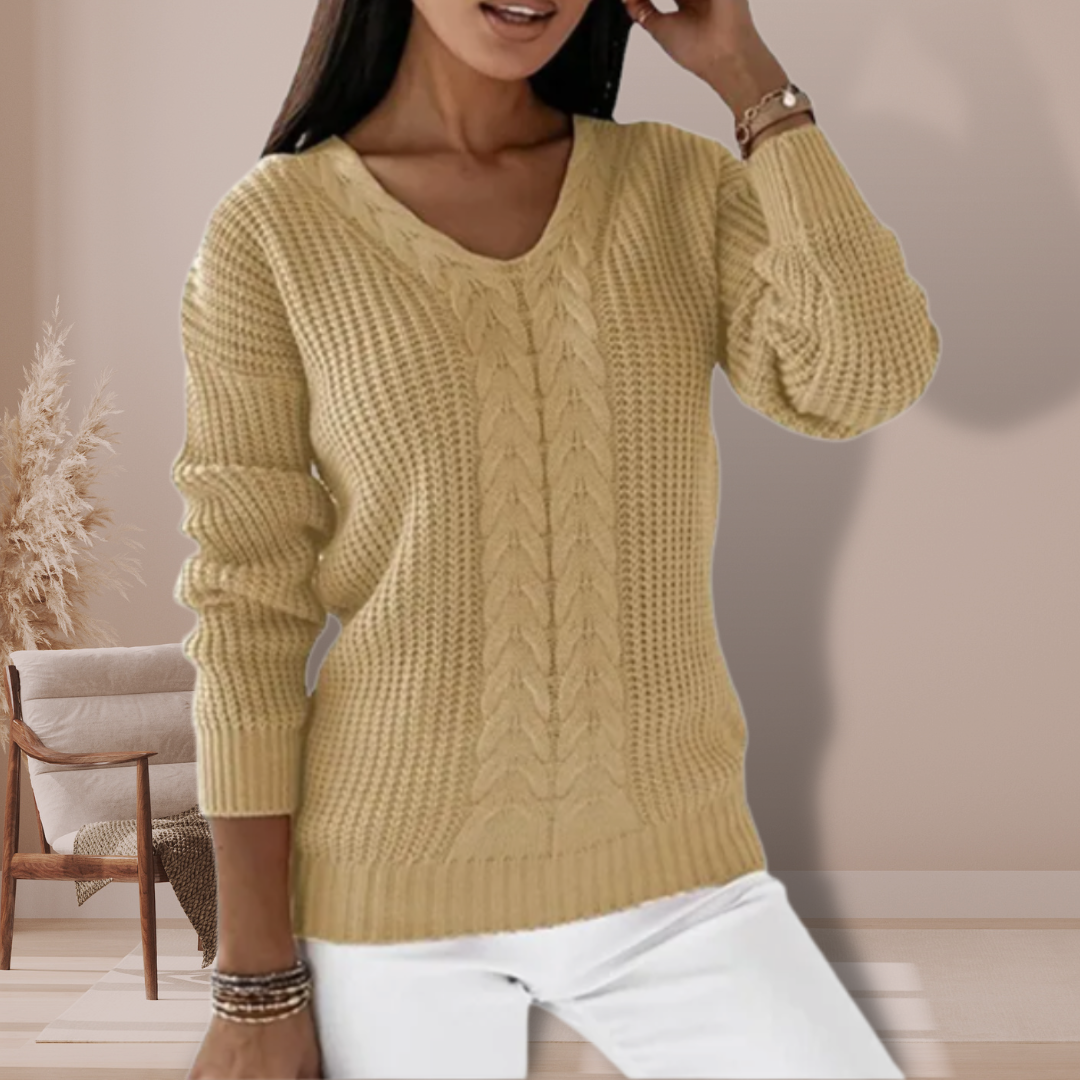 Ella | Cable-knit sweater with V-neck