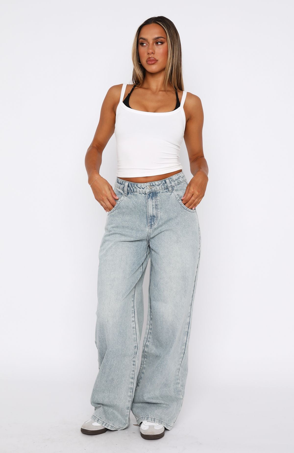 WILMA JEANS - LIGHT BLUE ACID WASH