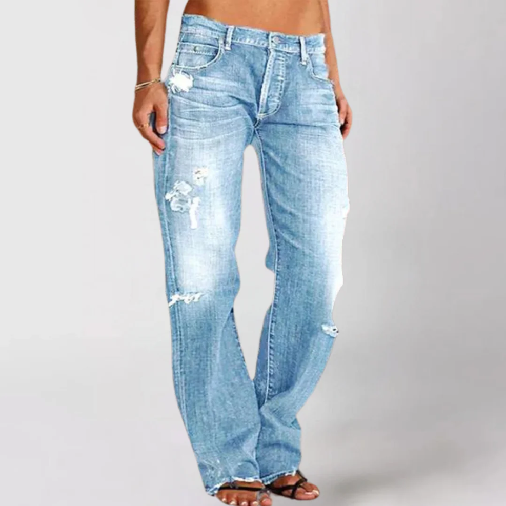 Wide fit denim jeans for women