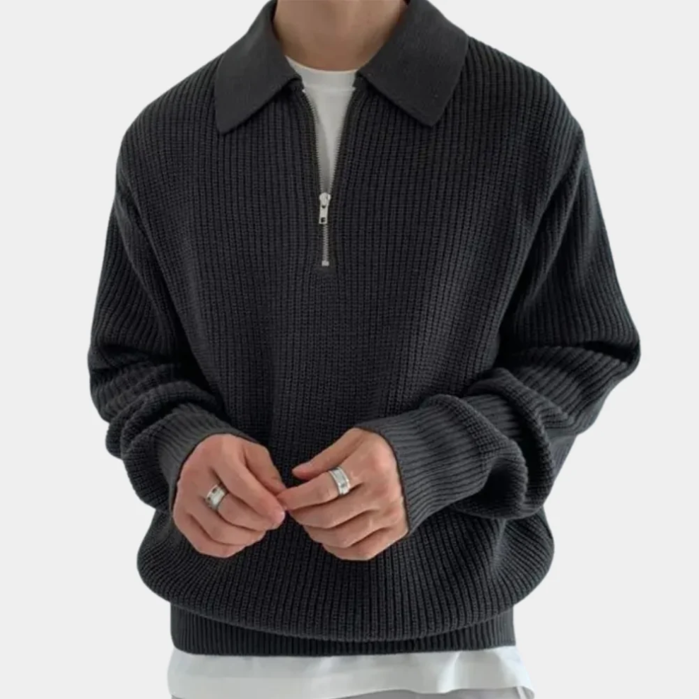 Comfortable loose jumper for men