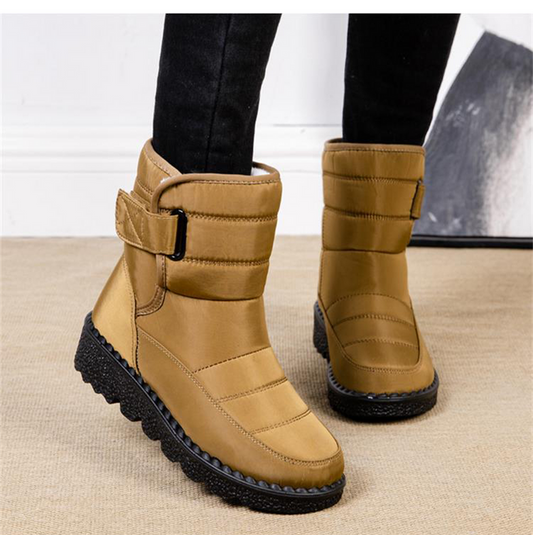 Nadia - lightweight snowboots for women