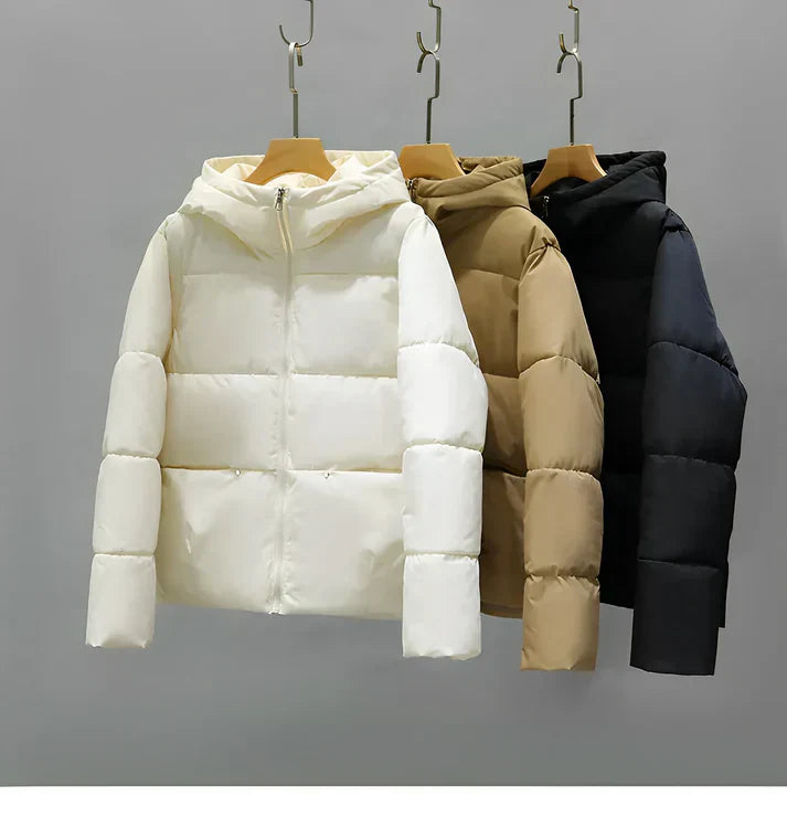 Warm - women's winter coat 2024: elegant puffer coat trend