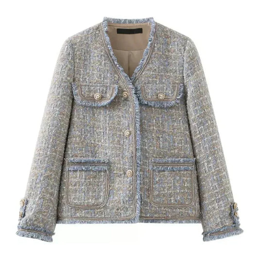 Tweed jackets with fringes, buttons and practical pockets for women