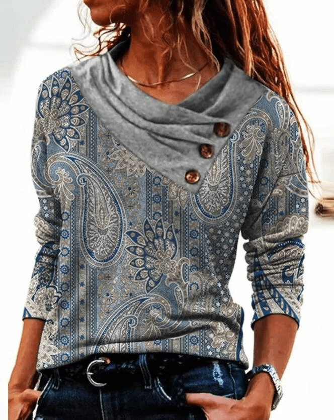 Inès lavigne - elegant sweater with turned-up collar