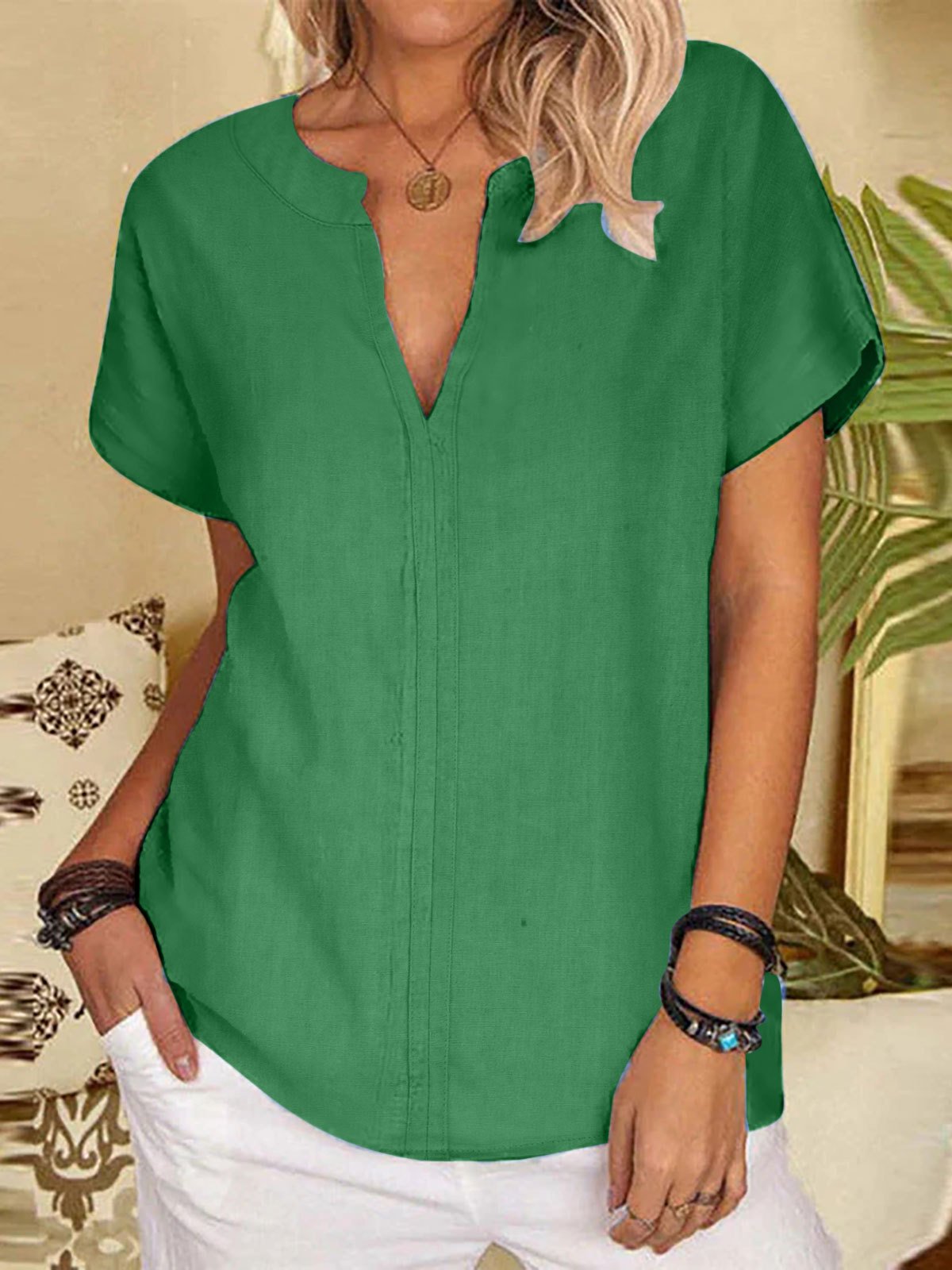 Basic V-neck Solid Color Short Sleeves T-shirt